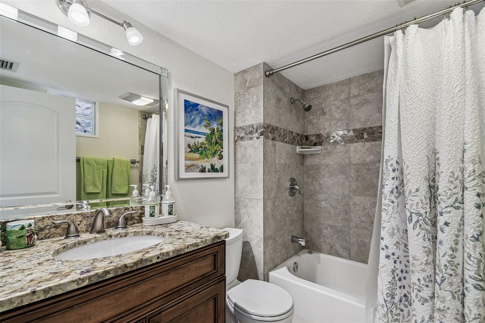 Image 11 of 49 For 127 1st Street E 103