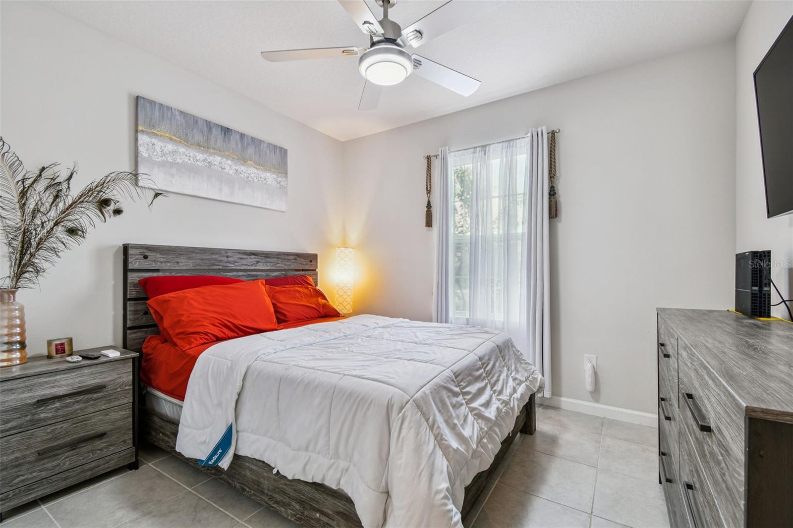 Image 11 of 25 For 17784 Turning Leaf Circle