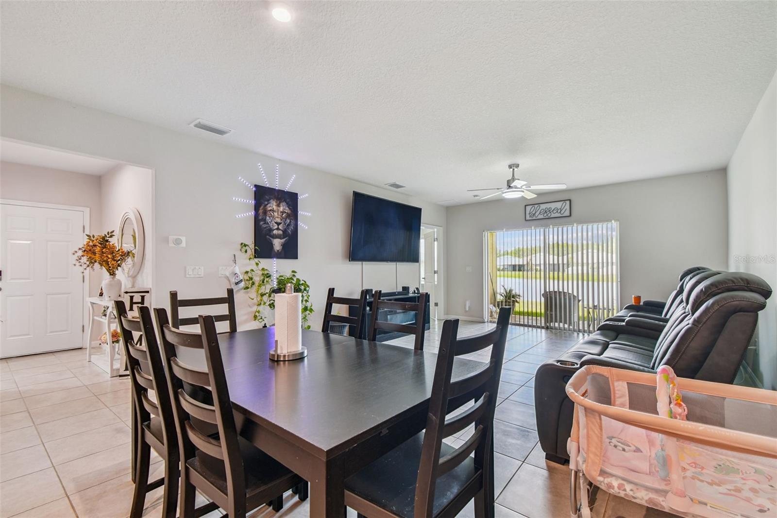 Image 6 of 25 For 17784 Turning Leaf Circle