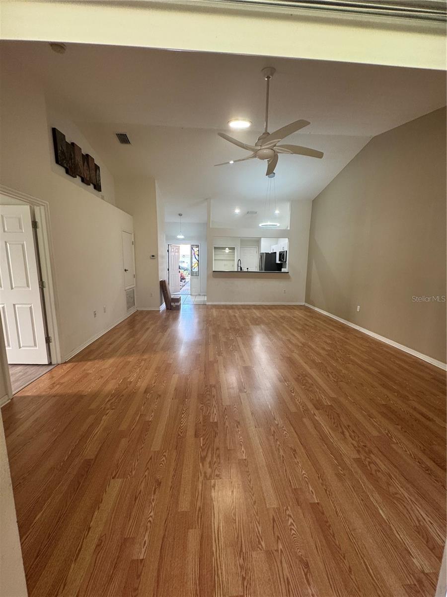 Image 4 of 33 For 35244 Whispering Pines Drive