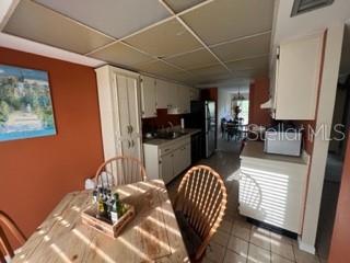 Image 10 of 11 For 2700 Cove Cay Drive 1-3e