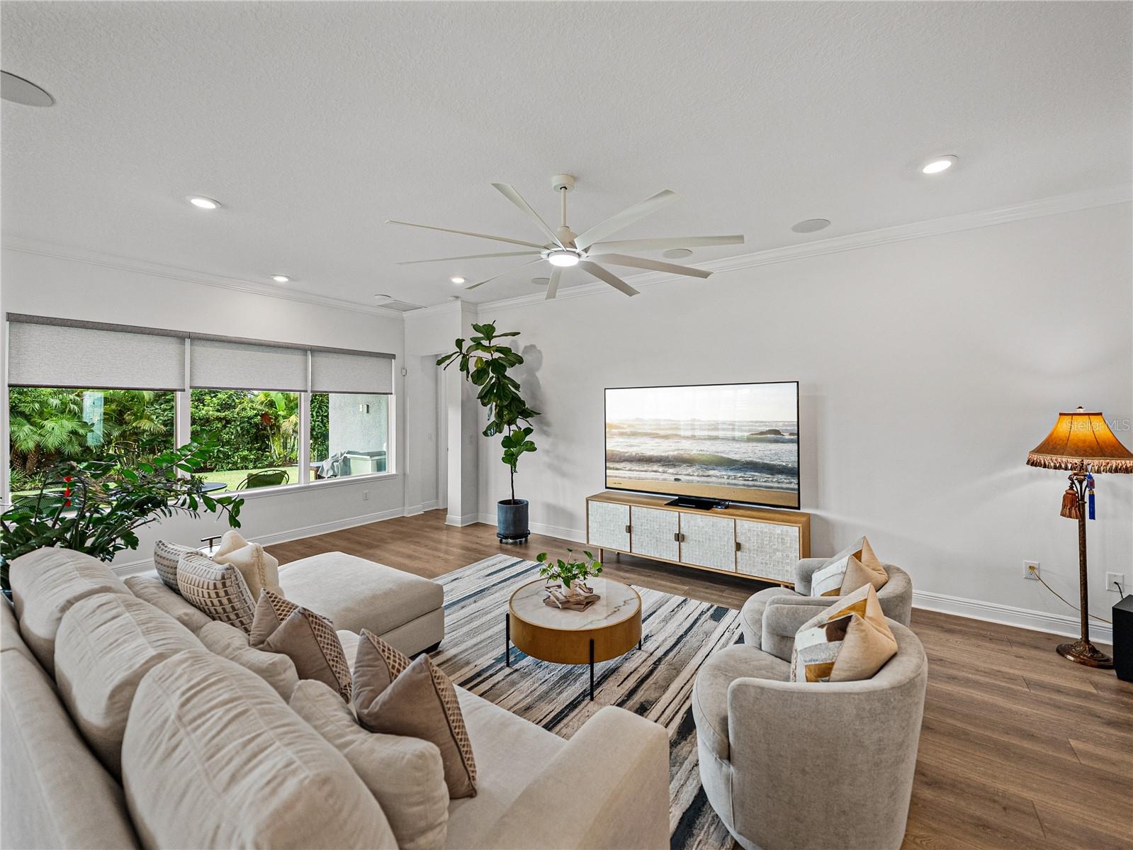 Image 29 of 93 For 7109 Estero Court