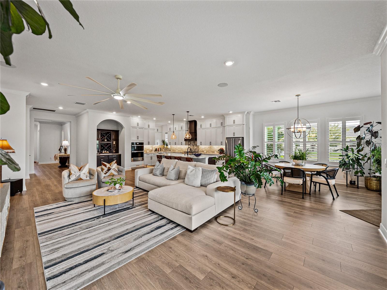 Image 30 of 93 For 7109 Estero Court
