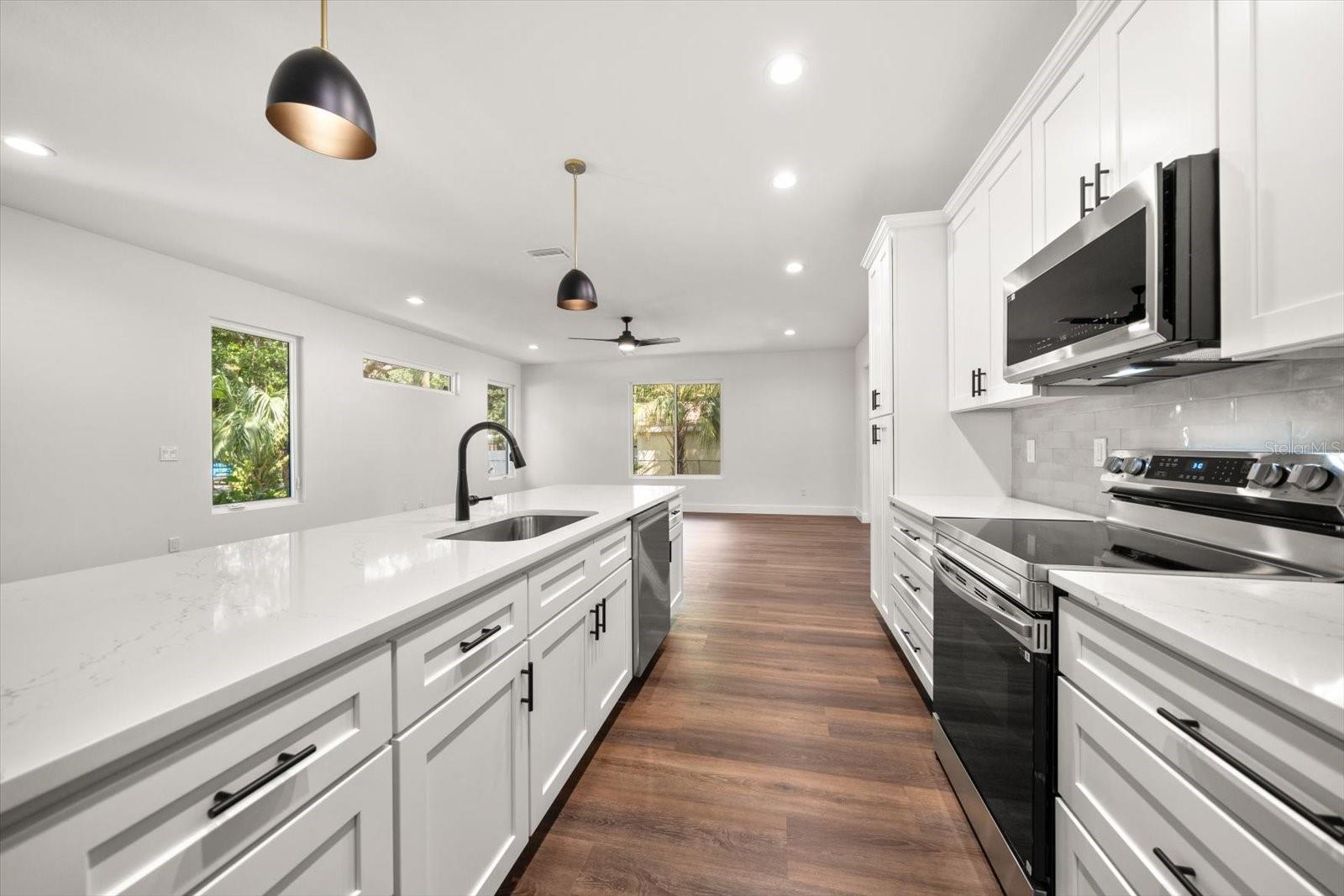Image 13 of 58 For 4435 78th Street N
