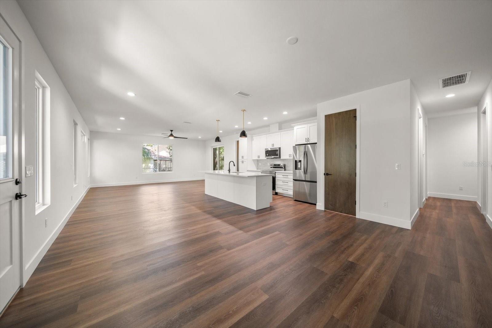 Image 15 of 58 For 4435 78th Street N