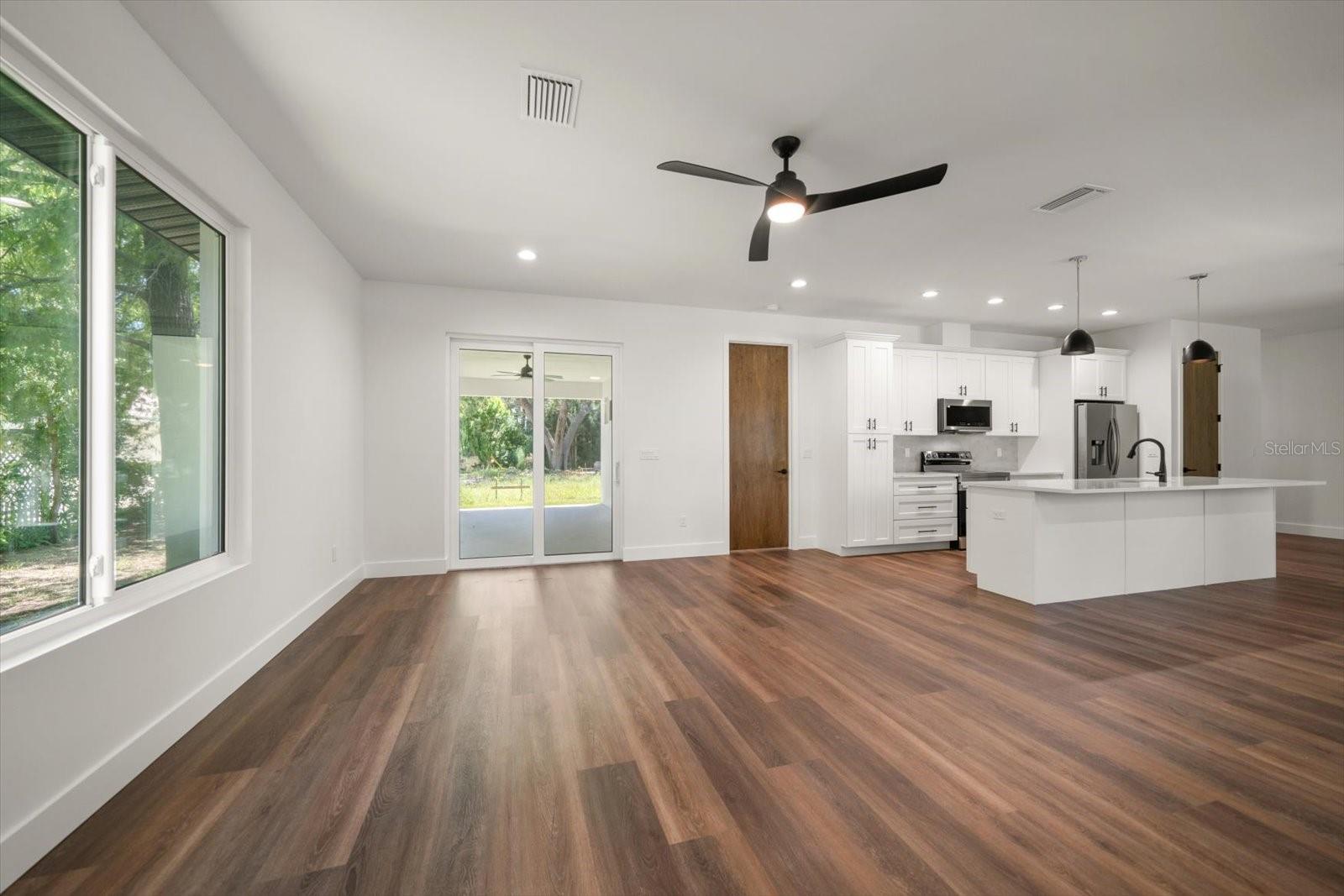 Image 22 of 58 For 4435 78th Street N