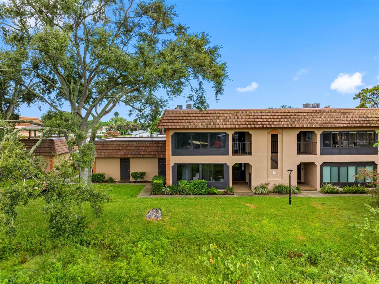 Image 29 of 31 For 10226 Seminole Island Drive