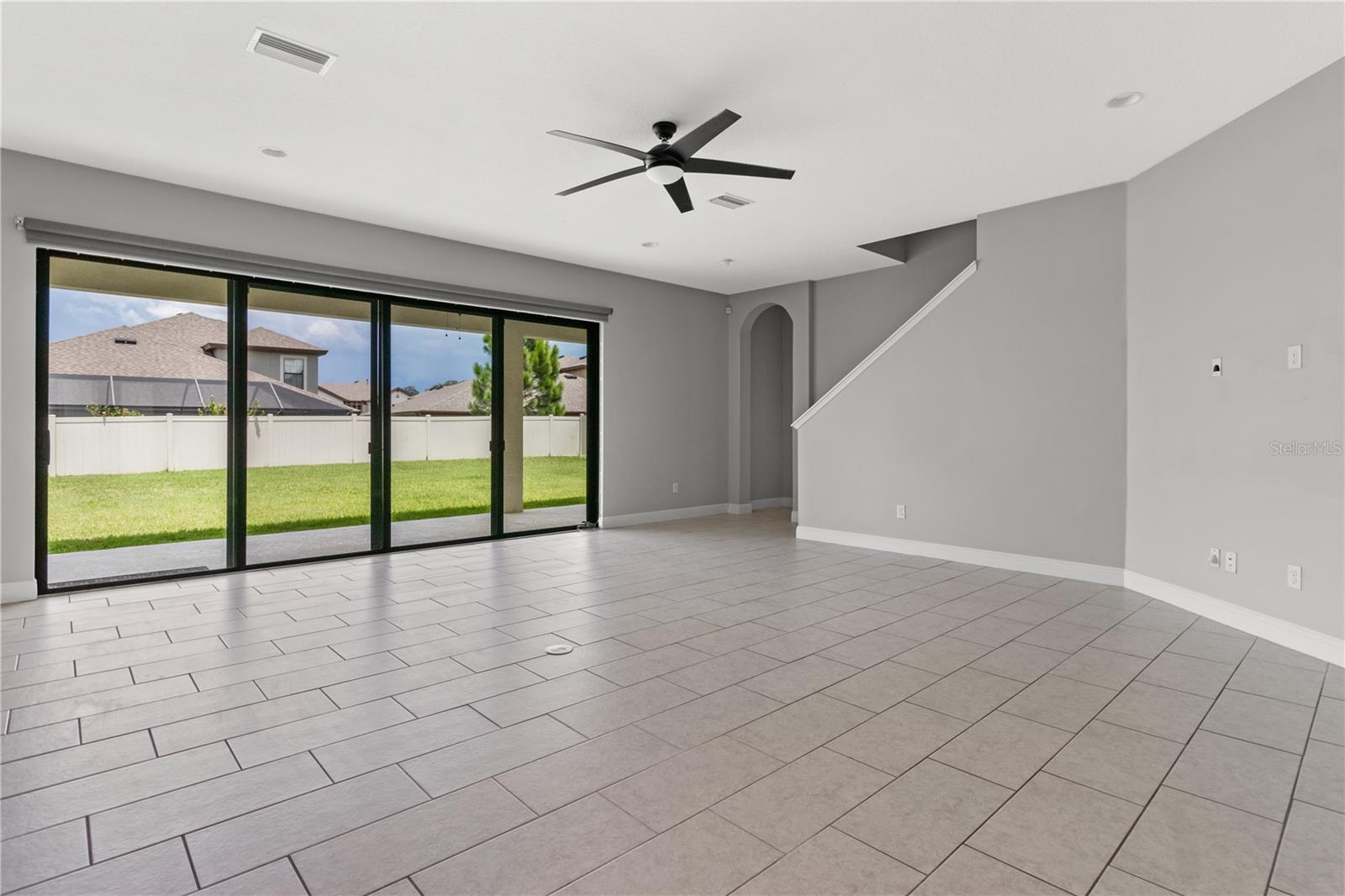 Image 9 of 35 For 1016 Coretto Avenue