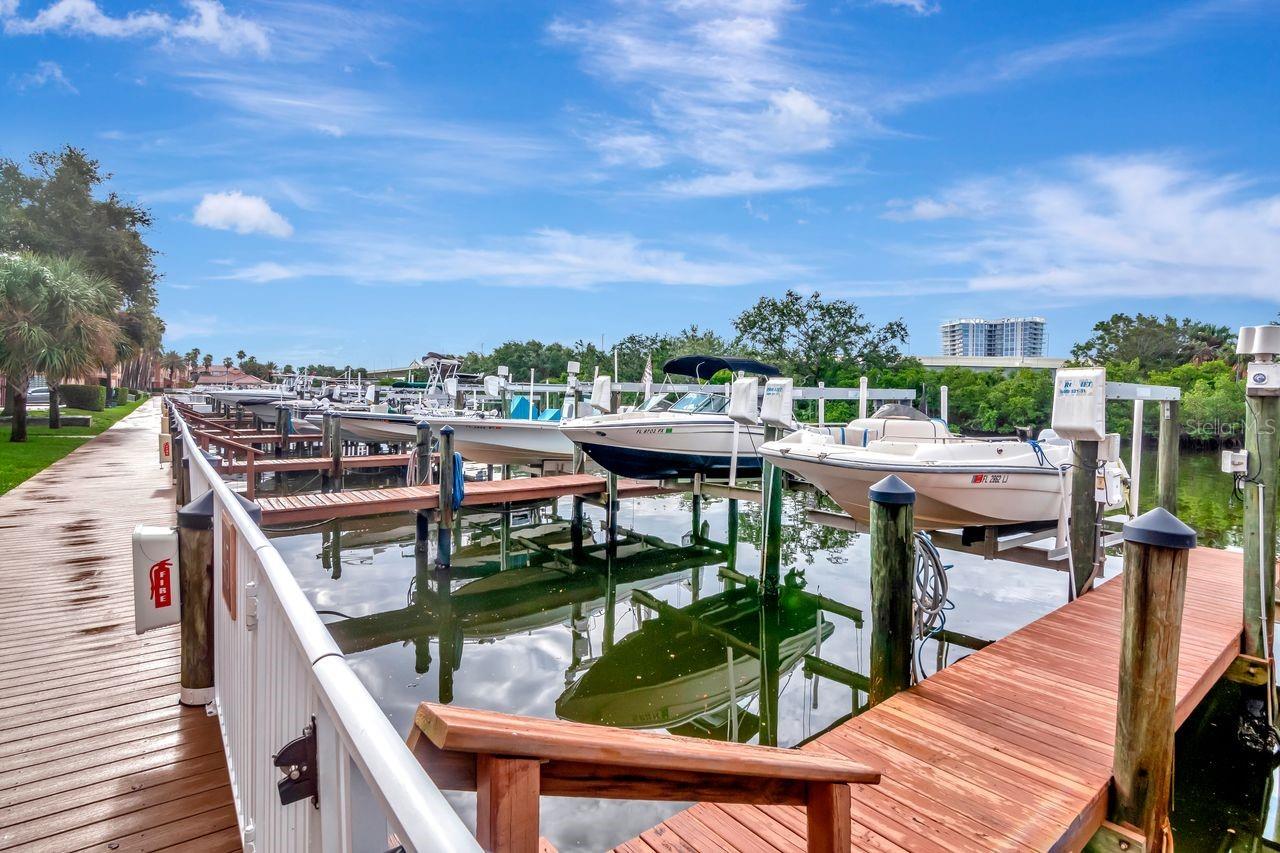 Image 33 of 47 For 5000 Culbreath Key Way 9-121