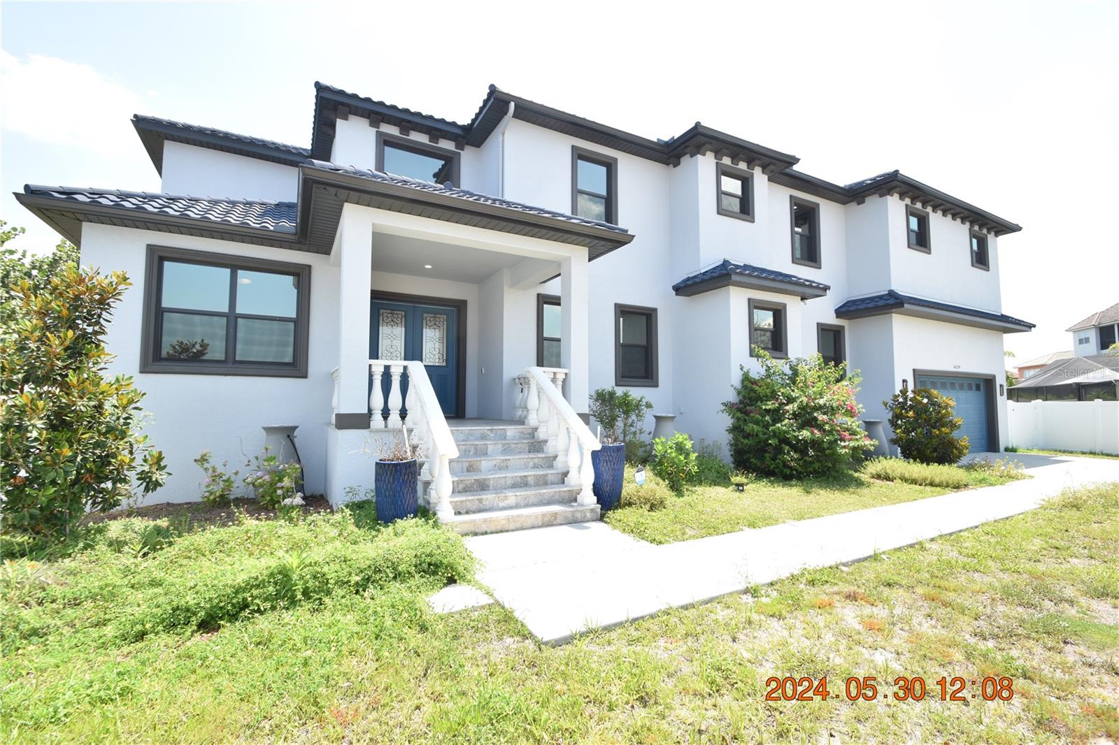 Image 3 of 100 For 6529 Manila Palm Way
