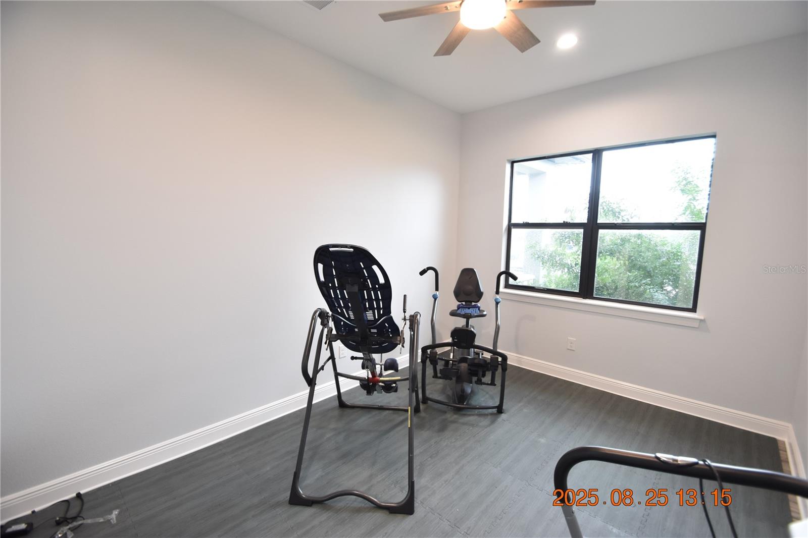 Image 43 of 100 For 6529 Manila Palm Way