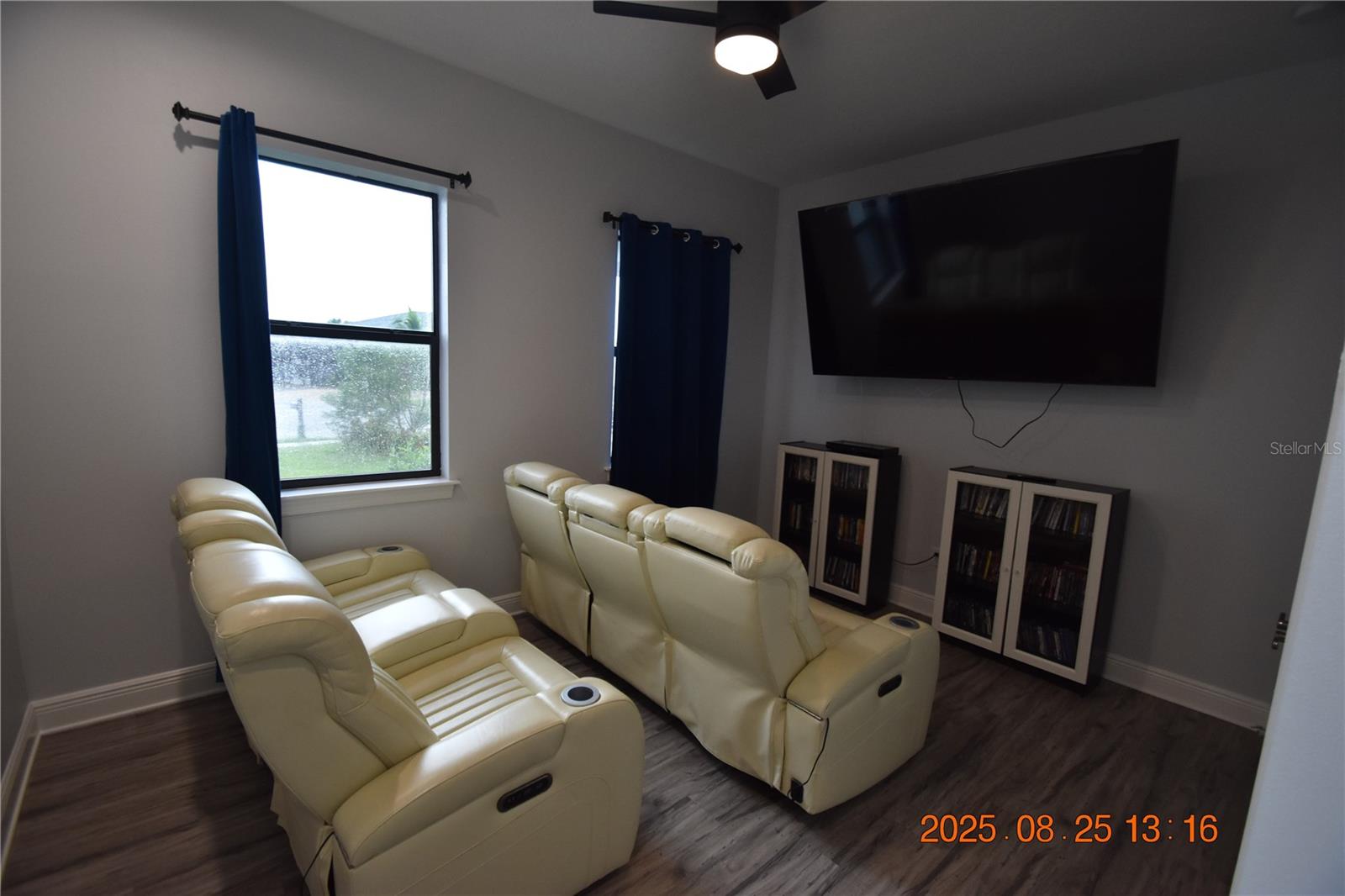 Image 47 of 100 For 6529 Manila Palm Way