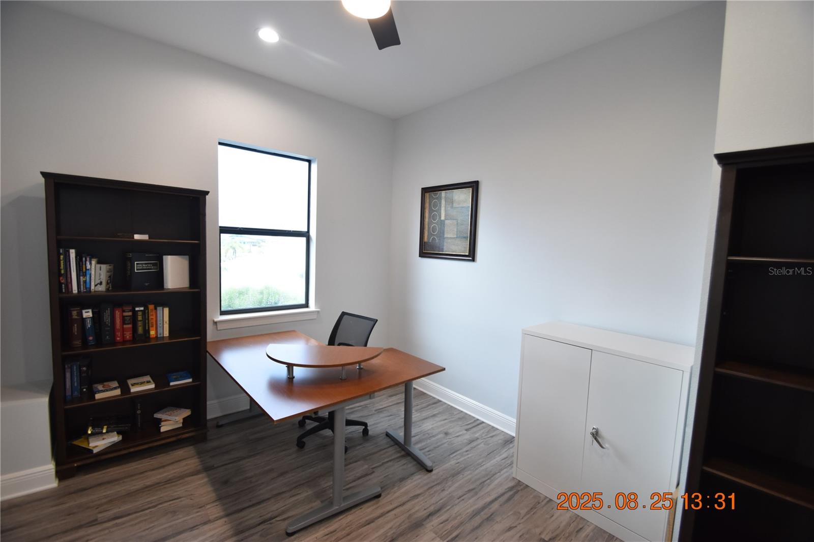 Image 81 of 100 For 6529 Manila Palm Way