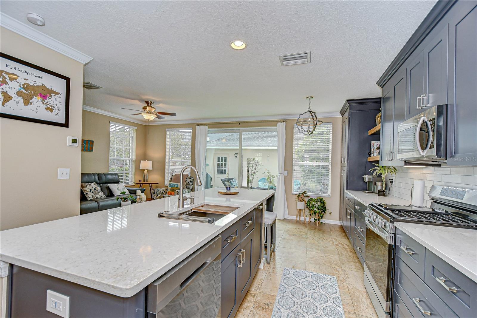Image 11 of 45 For 10025 Bentley Way