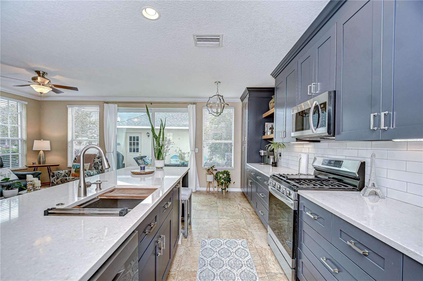 Image 15 of 45 For 10025 Bentley Way