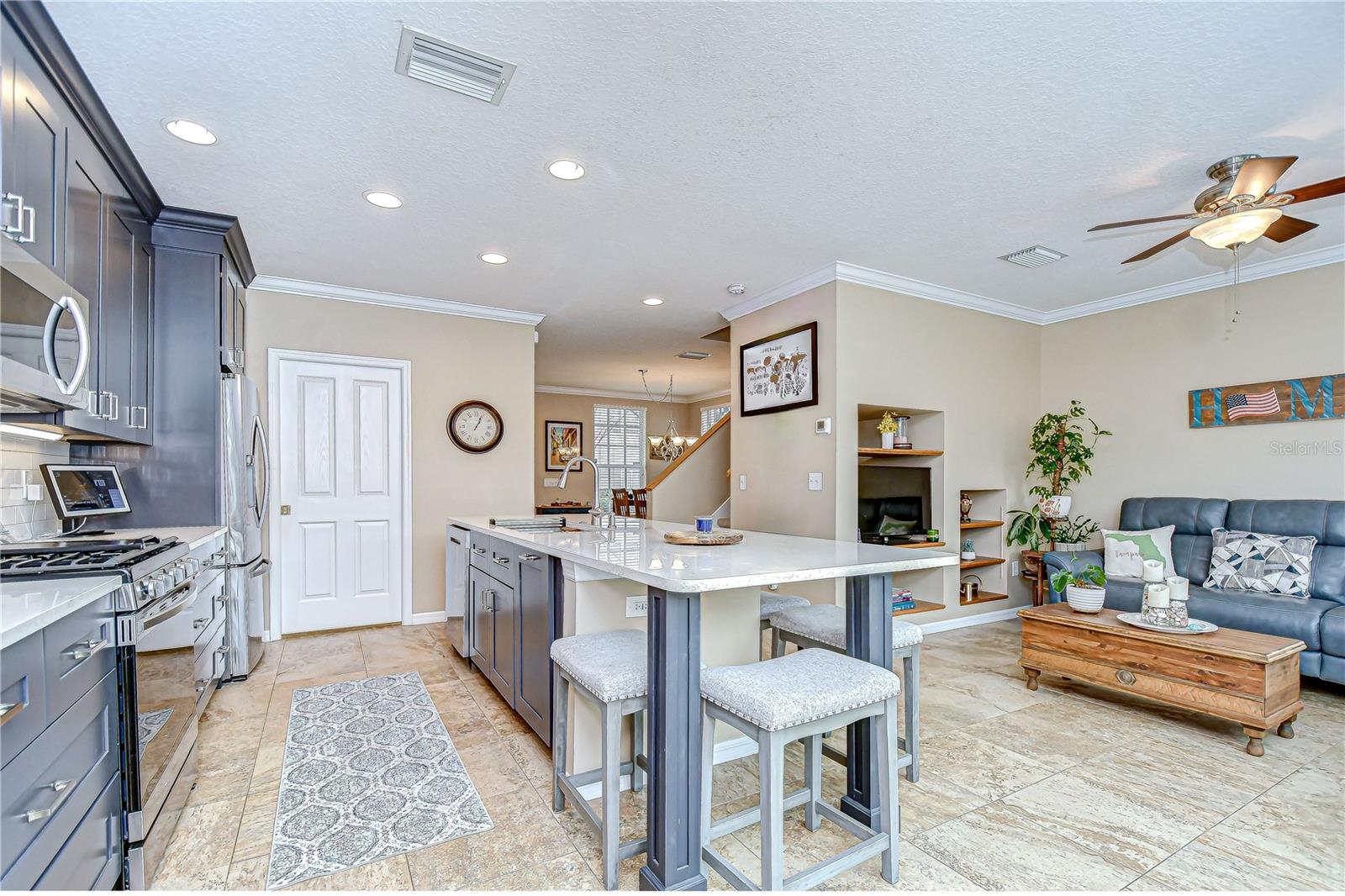 Image 17 of 45 For 10025 Bentley Way