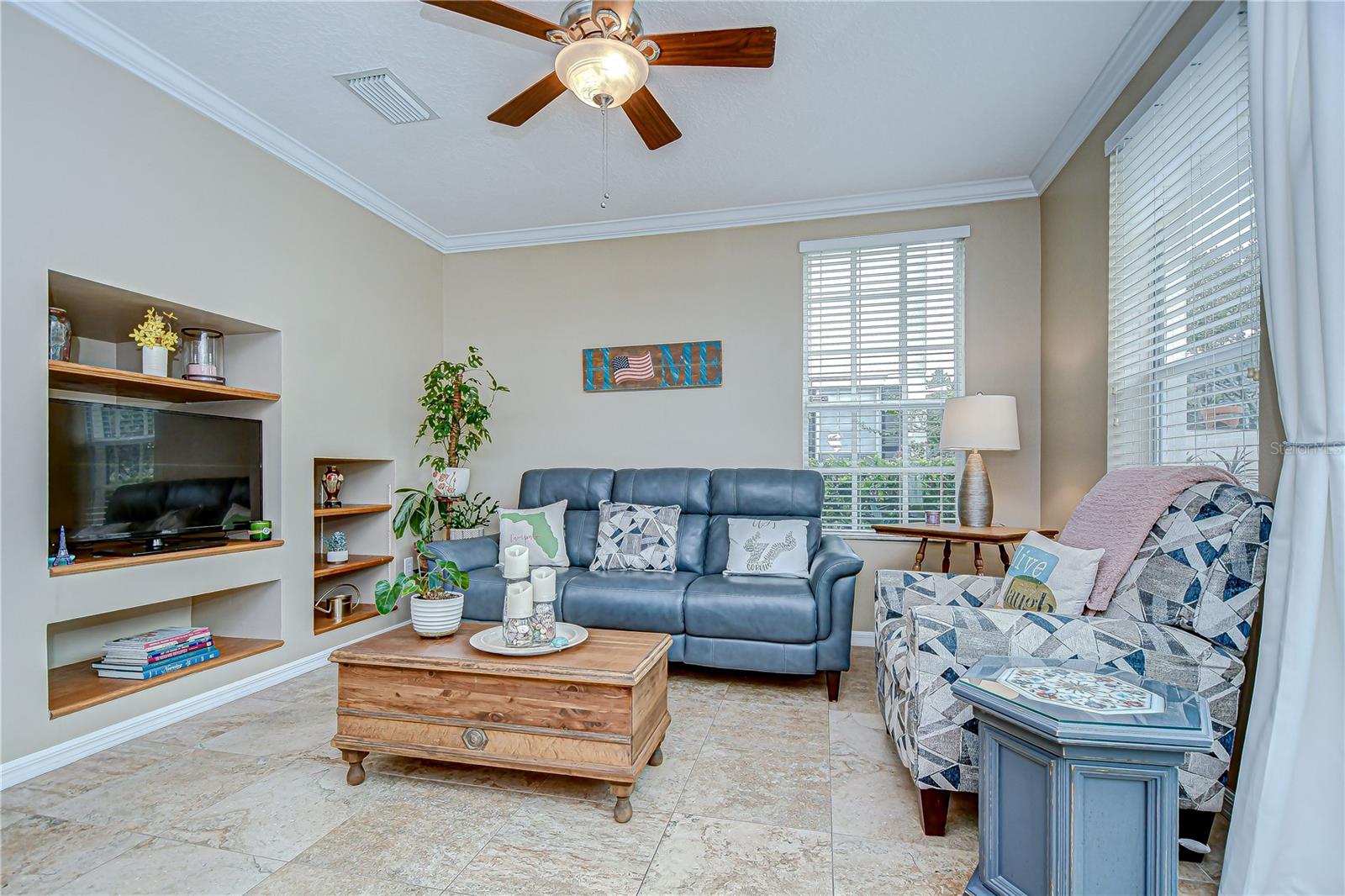 Image 19 of 45 For 10025 Bentley Way