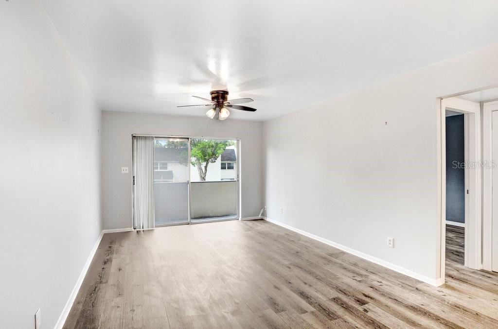 Image 5 of 14 For 4611 W Fig Street 208
