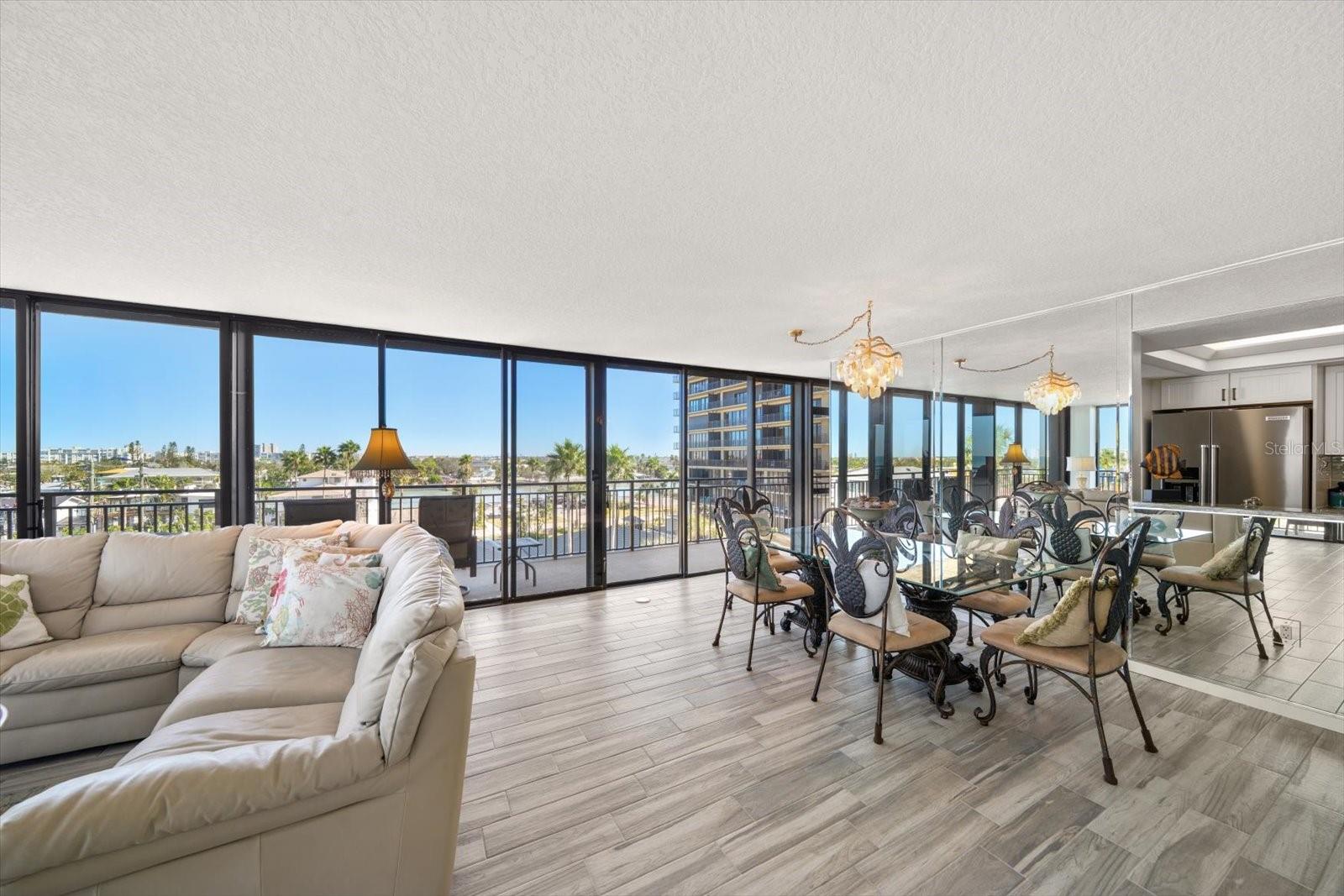 Image 12 of 47 For 7650 Bayshore Drive 406