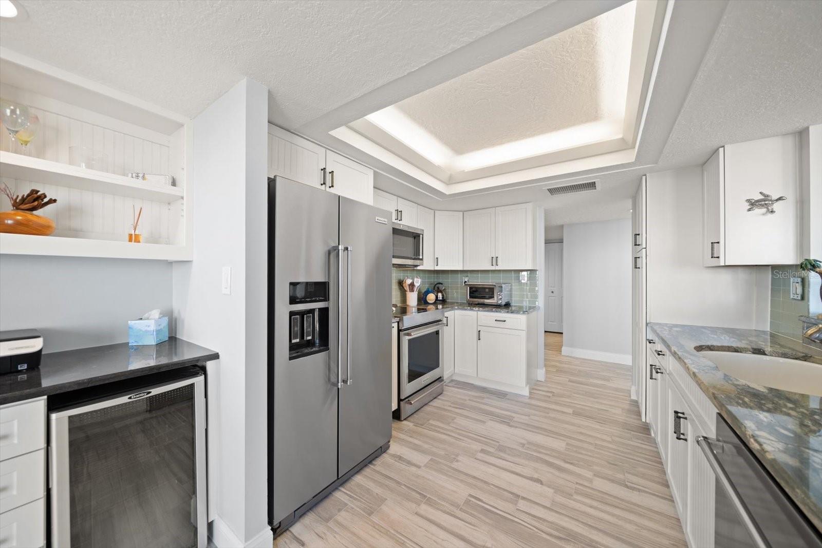 Image 31 of 47 For 7650 Bayshore Drive 406