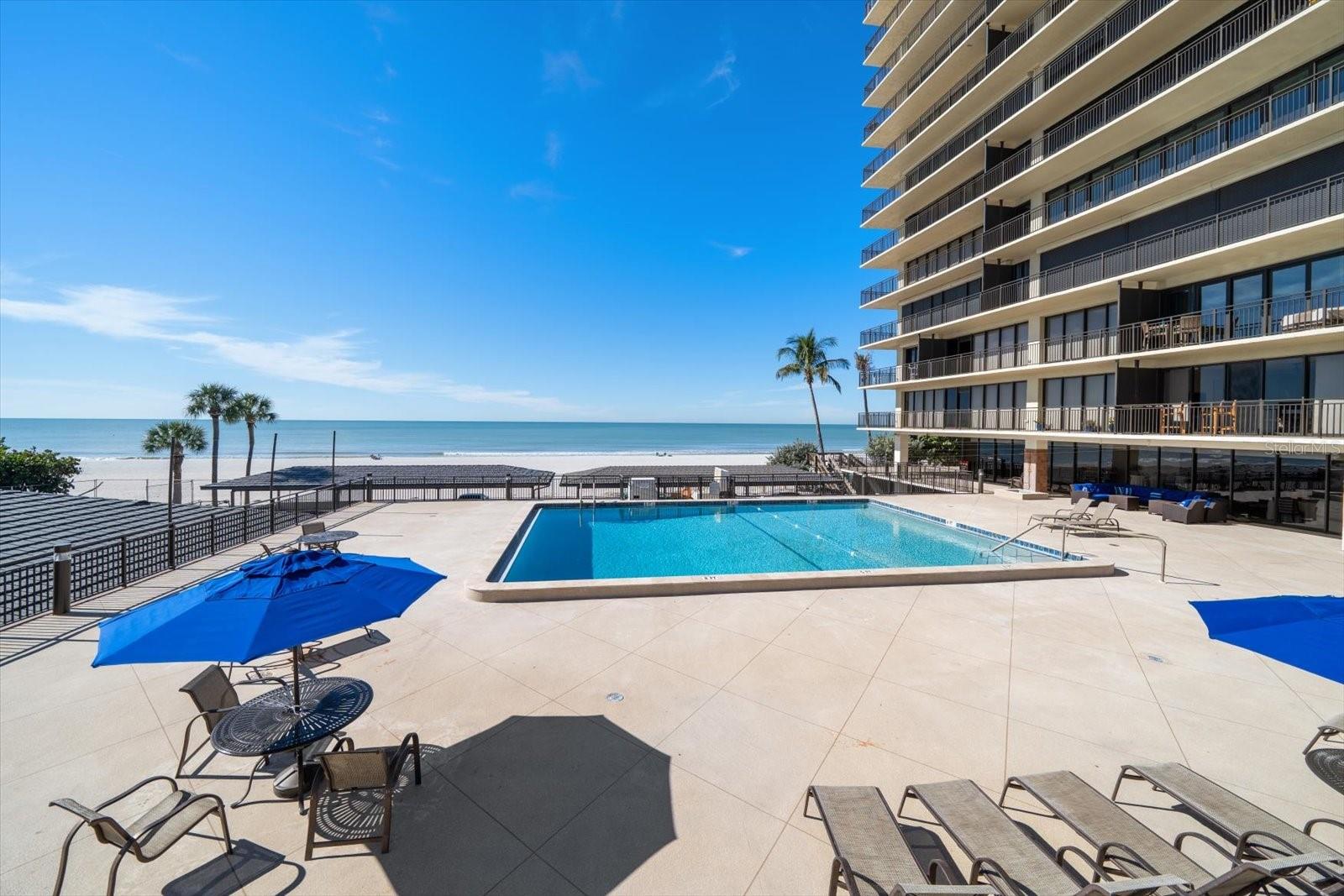 Image 35 of 47 For 7650 Bayshore Drive 406