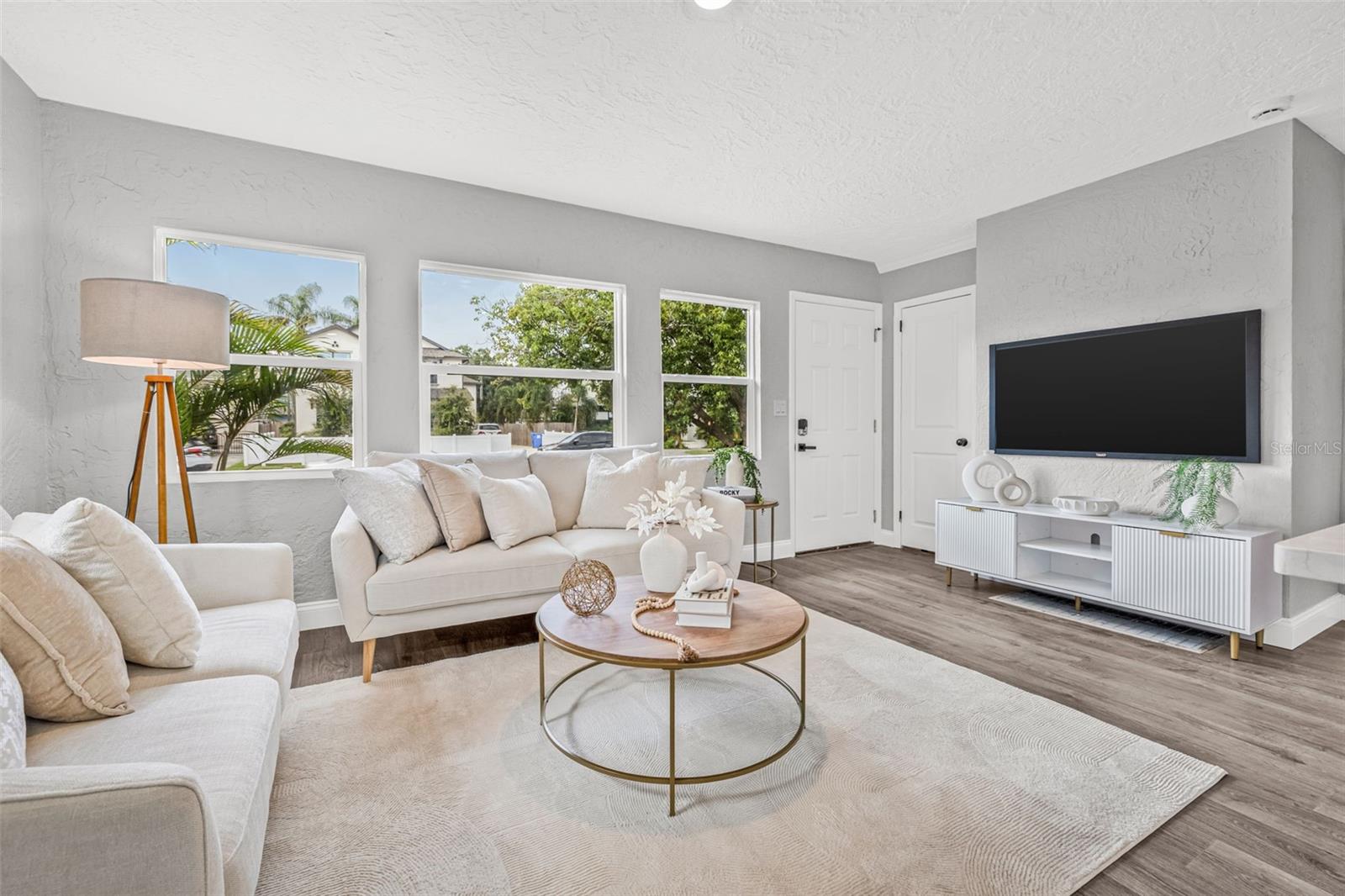 Image 3 of 25 For 1302 22nd Avenue N