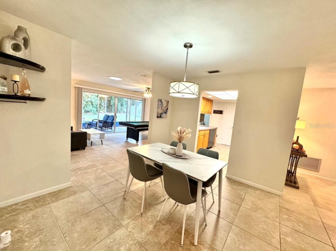 Image 12 of 40 For 1281 Maple Street Sw