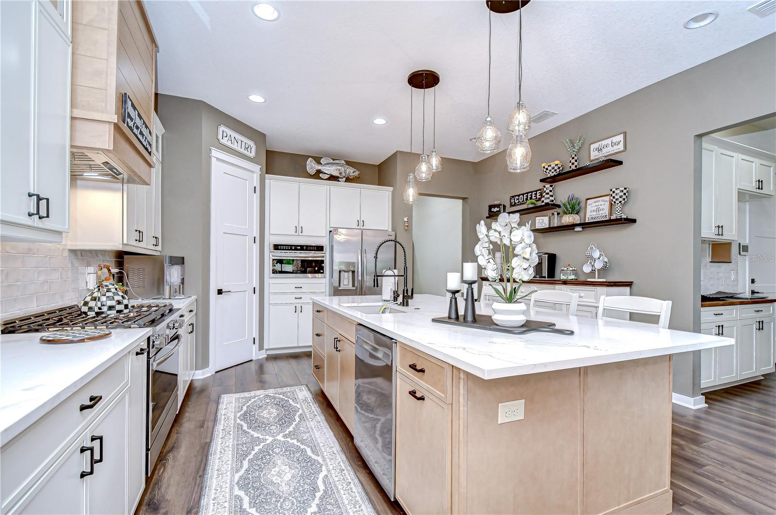 Image 12 of 41 For 4111 Boulevard