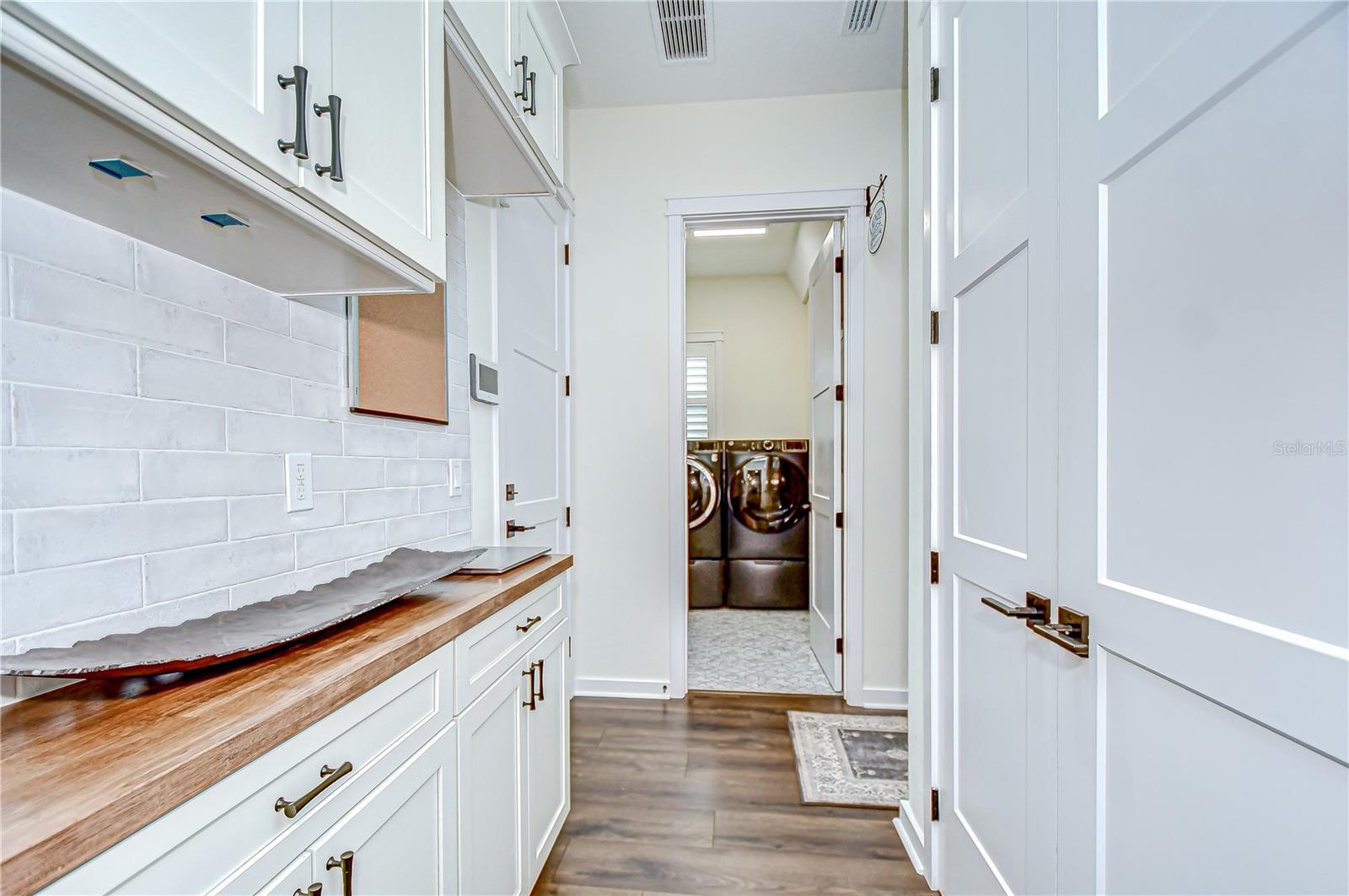 Image 17 of 41 For 4111 Boulevard