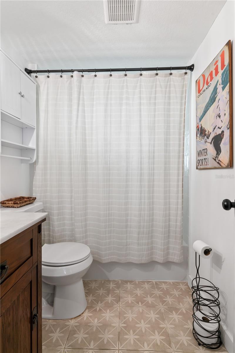 Image 16 of 35 For 1112 Kirby Street