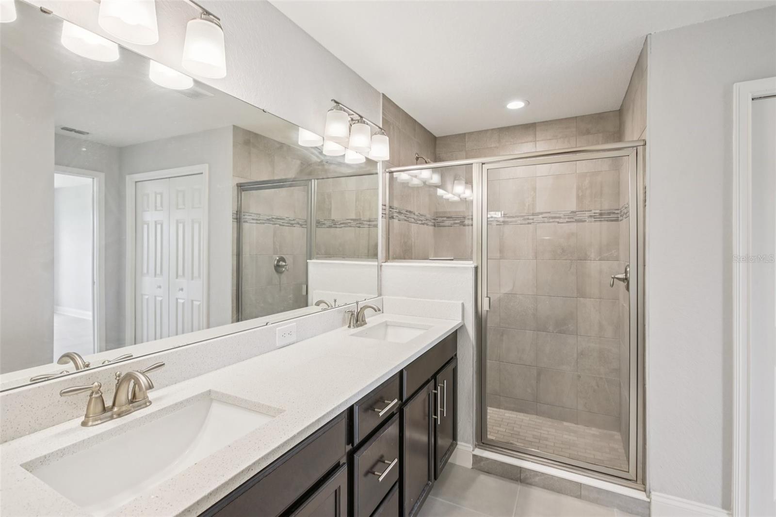Image 15 of 29 For 4036 Shearwater Street