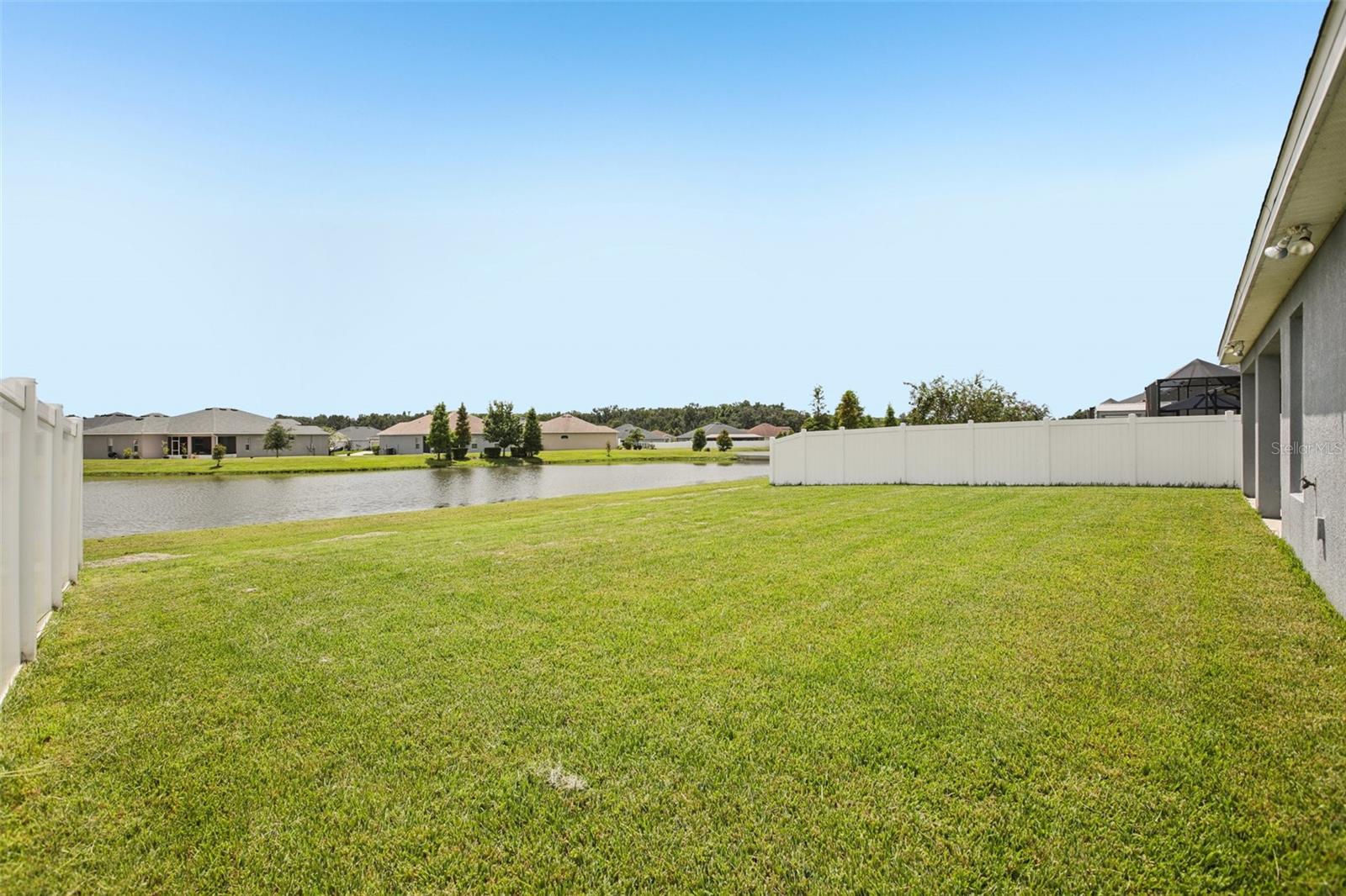 Image 26 of 29 For 4036 Shearwater Street