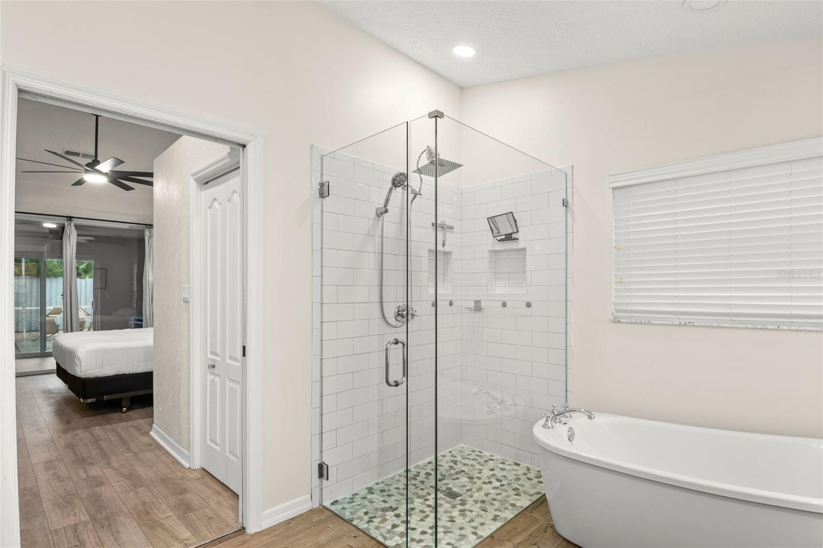 Image 22 of 45 For 721 Brittany Park Boulevard
