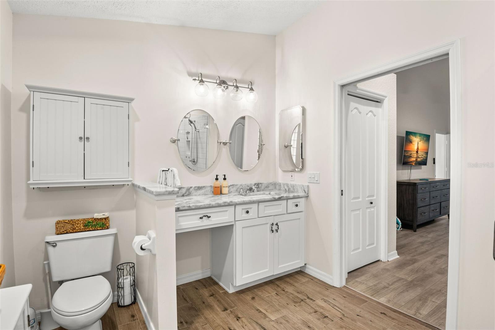 Image 23 of 45 For 721 Brittany Park Boulevard