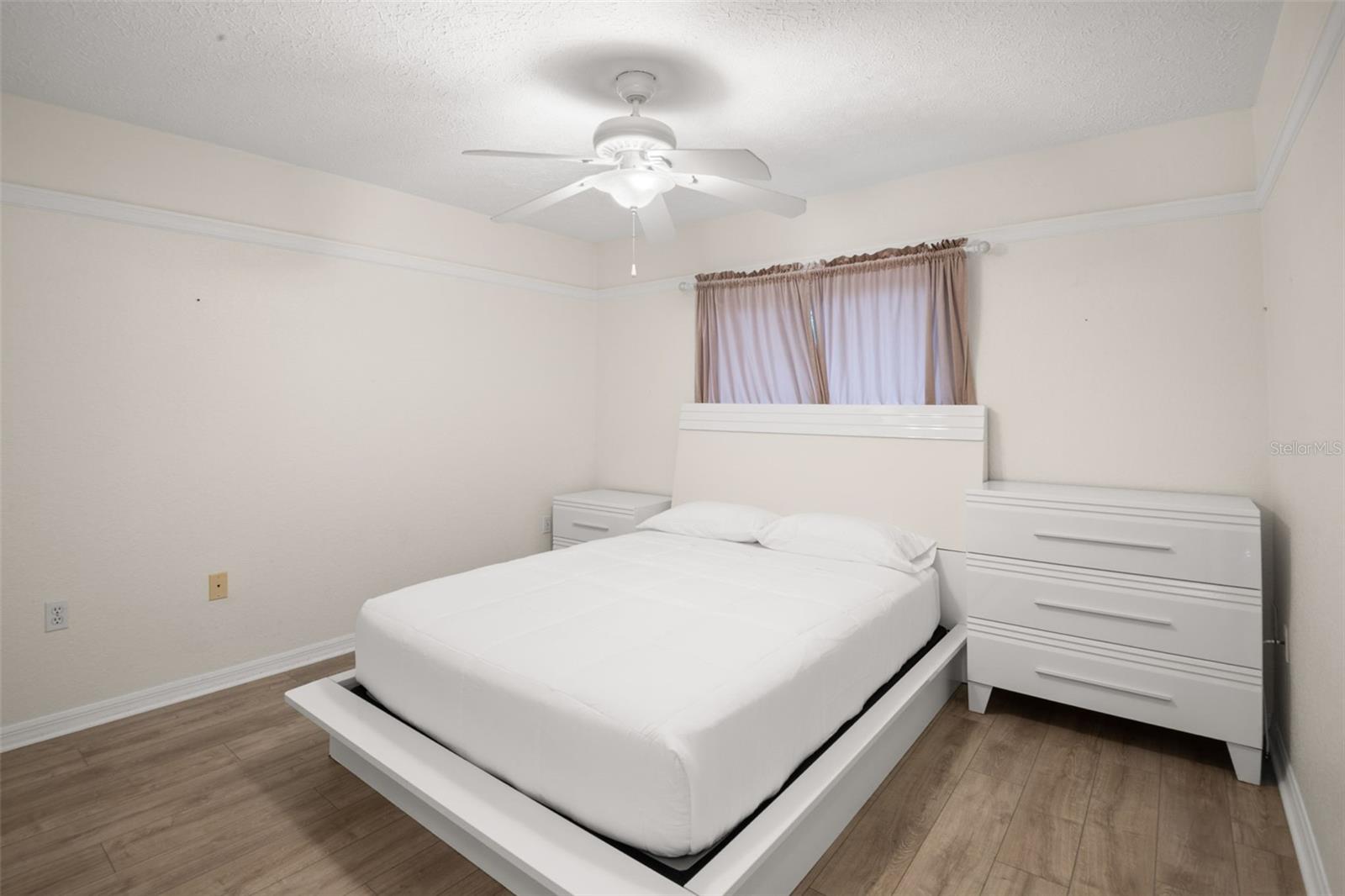 Image 31 of 45 For 721 Brittany Park Boulevard