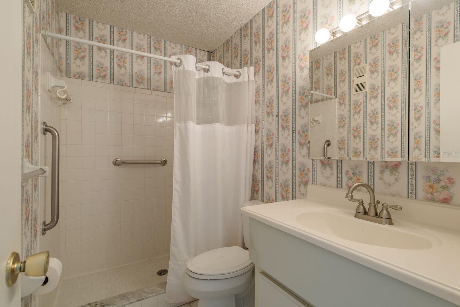 Image 25 of 59 For 7975 58th Avenue N 409