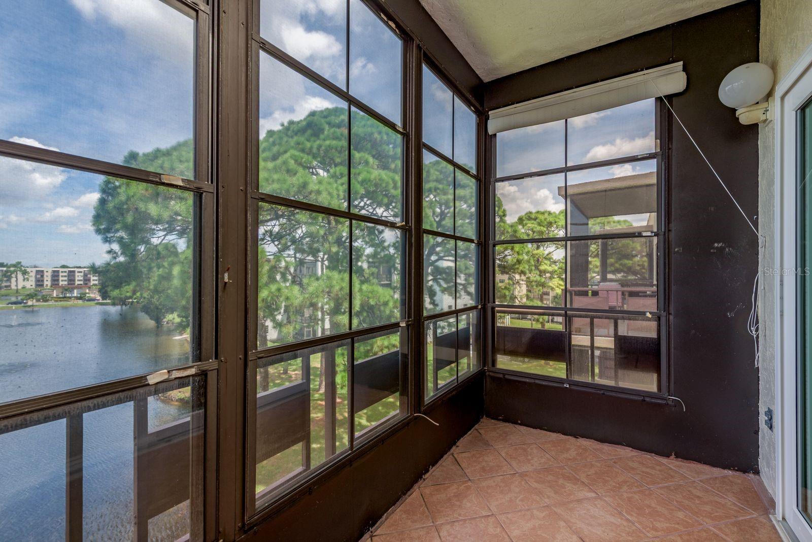 Image 31 of 59 For 7975 58th Avenue N 409