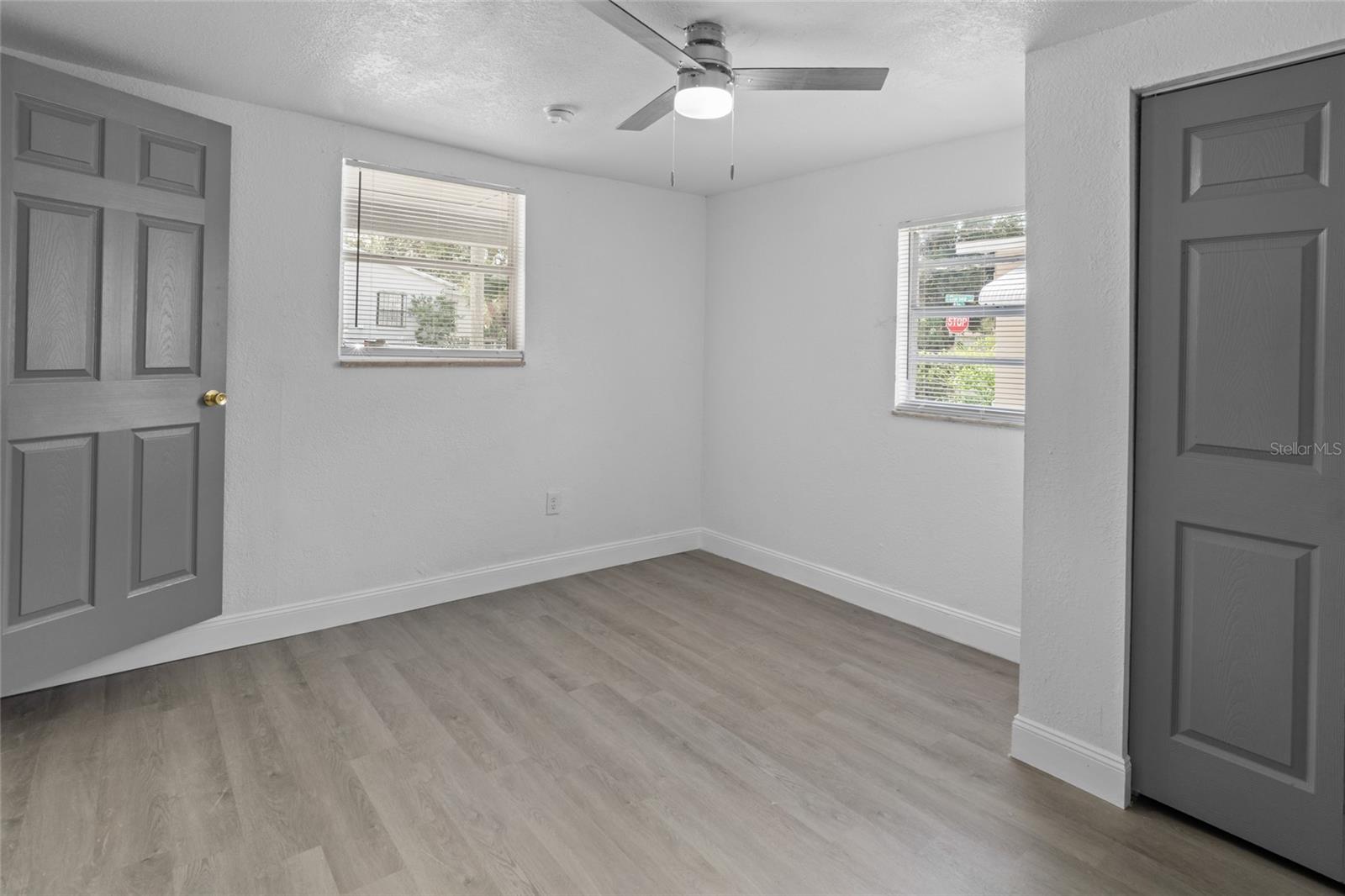 Image 14 of 30 For 4404 Troy Street
