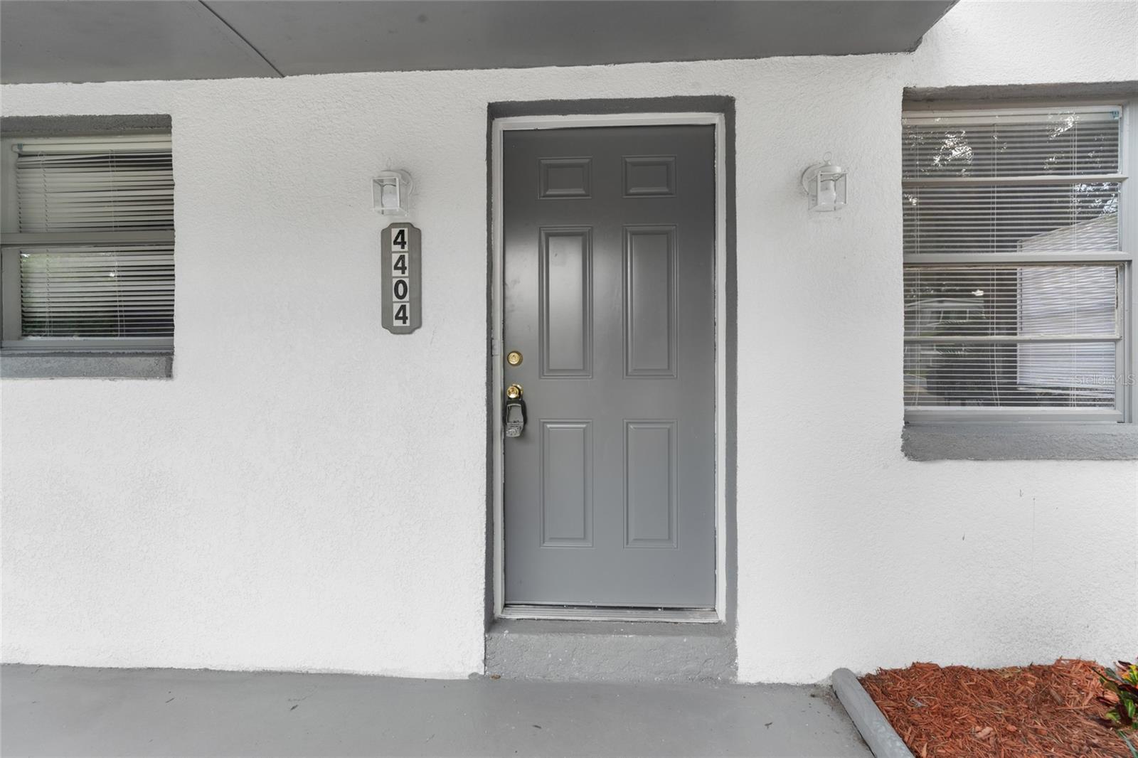 Image 5 of 30 For 4404 Troy Street