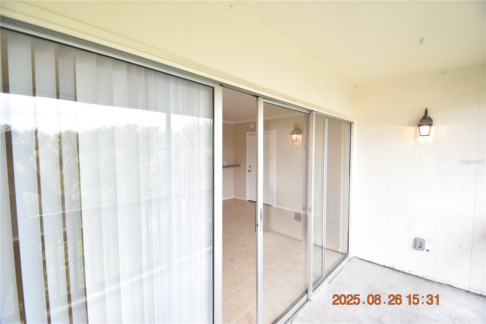 Image 11 of 30 For 3814 Lake Drive 70