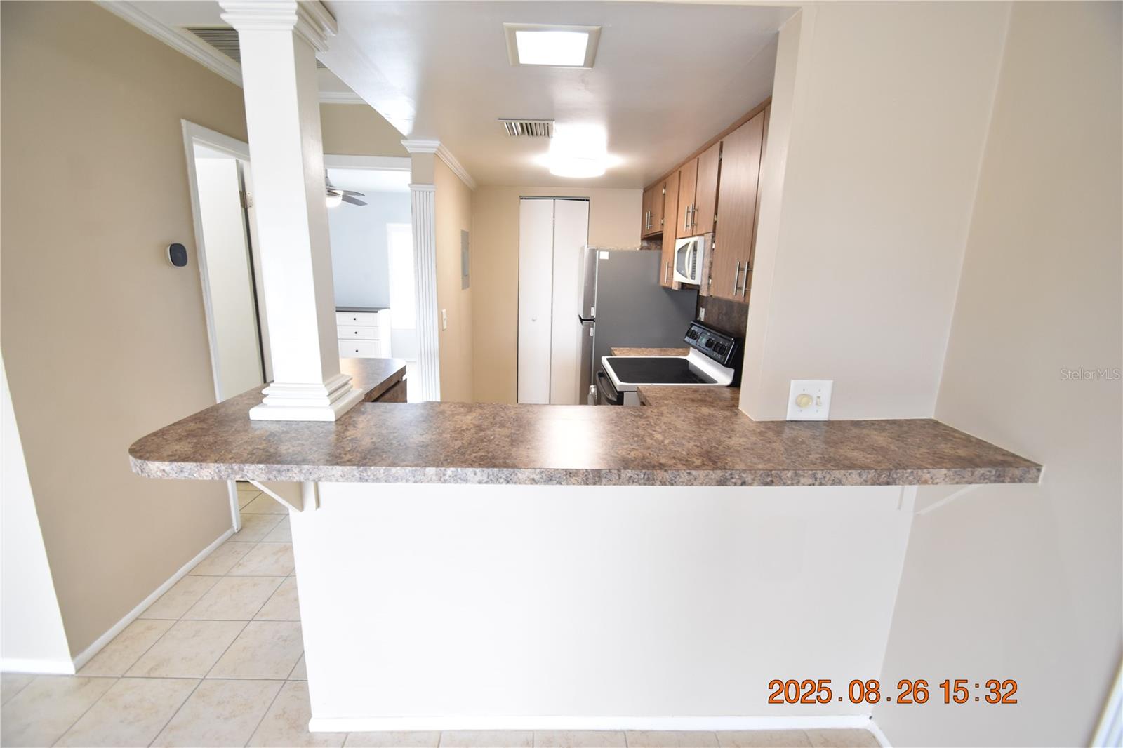 Image 17 of 30 For 3814 Lake Drive 70