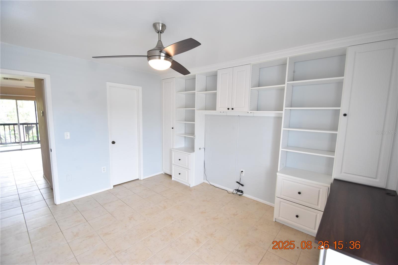 Image 21 of 30 For 3814 Lake Drive 70
