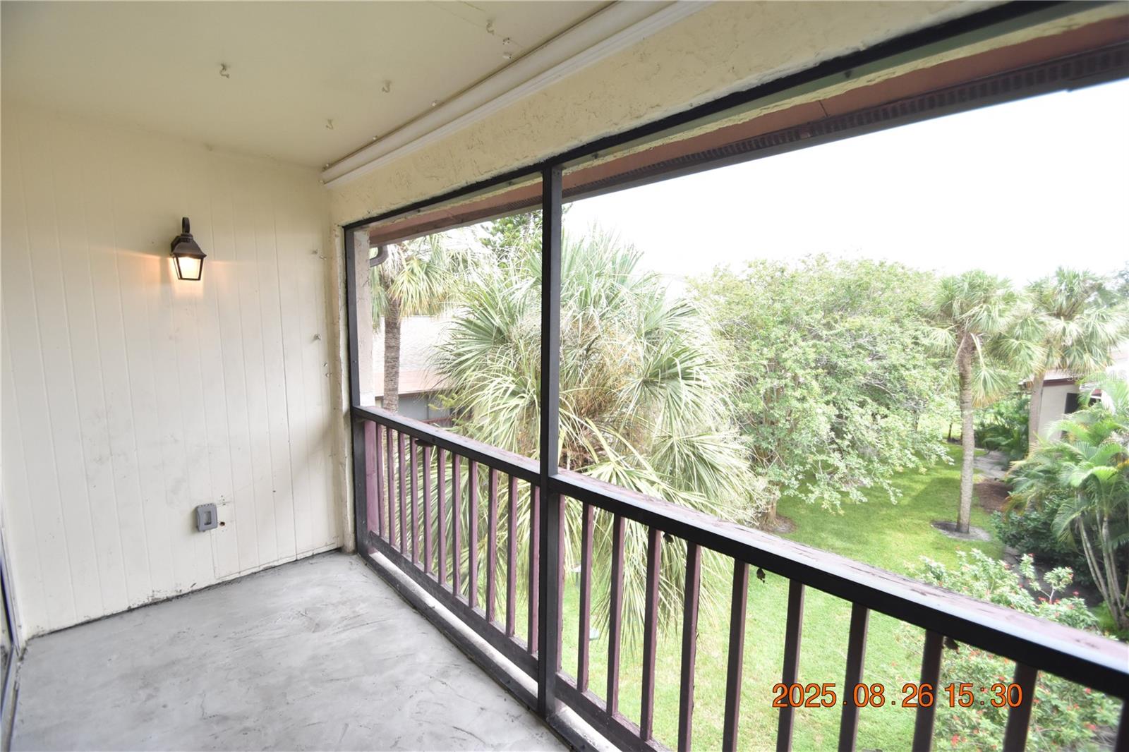 Image 8 of 30 For 3814 Lake Drive 70
