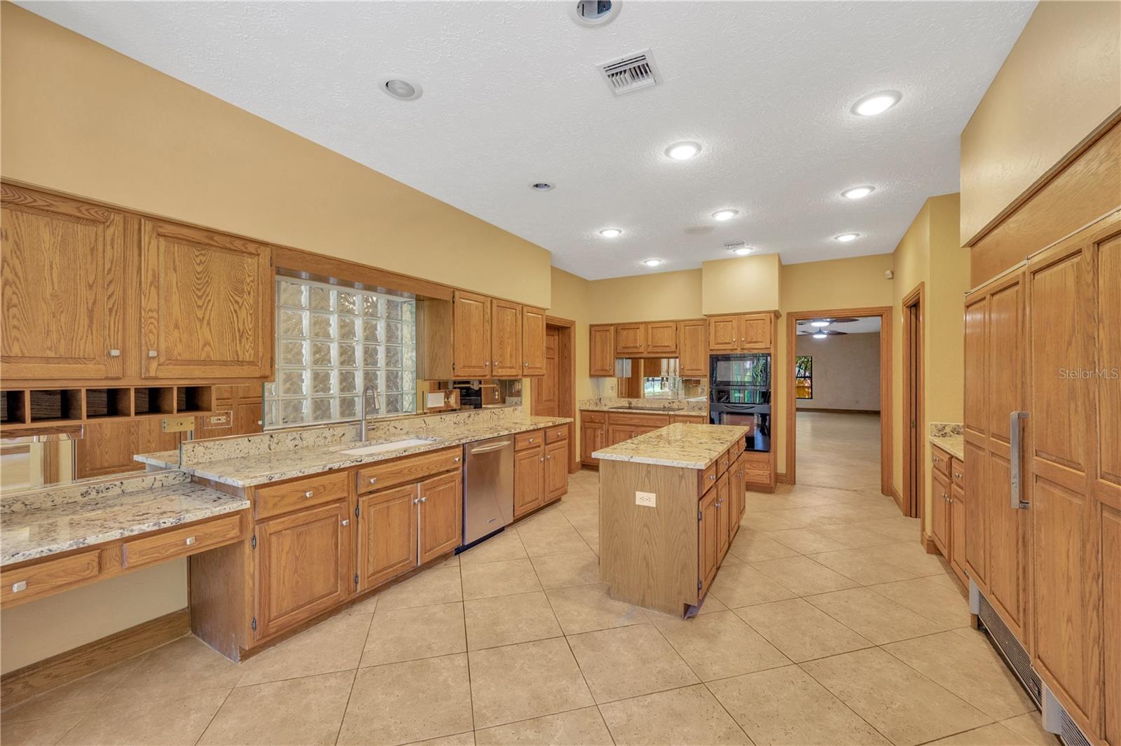 Image 3 of 83 For 902 River Rapids Avenue