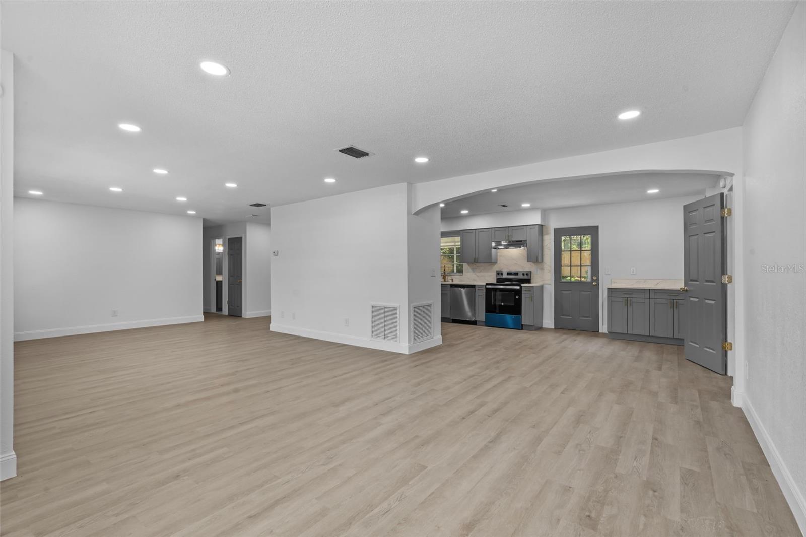 Image 11 of 50 For 37312 Vero Lane