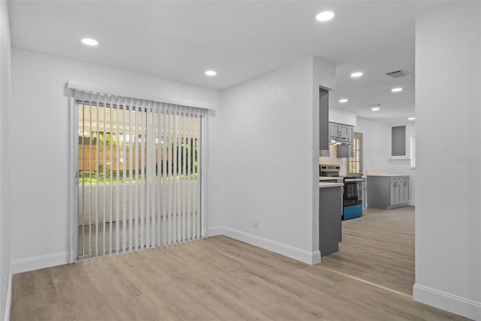 Image 16 of 50 For 37312 Vero Lane