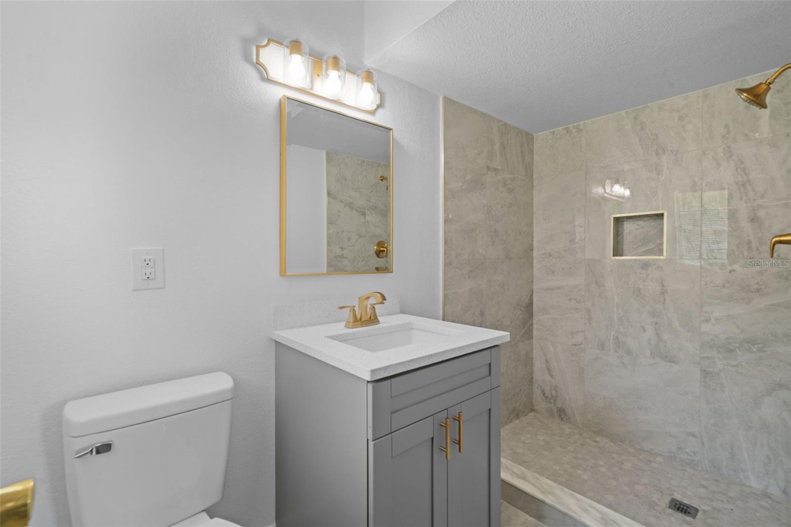 Image 25 of 50 For 37312 Vero Lane