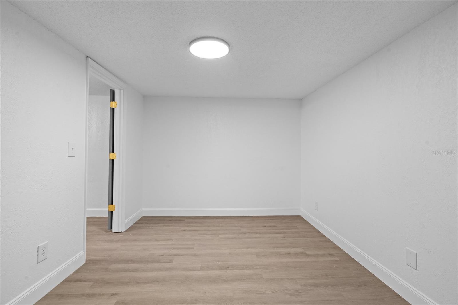 Image 31 of 50 For 37312 Vero Lane