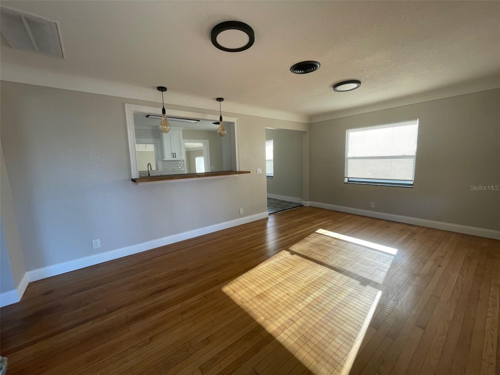 Image 13 of 19 For 3028 9th Avenue N