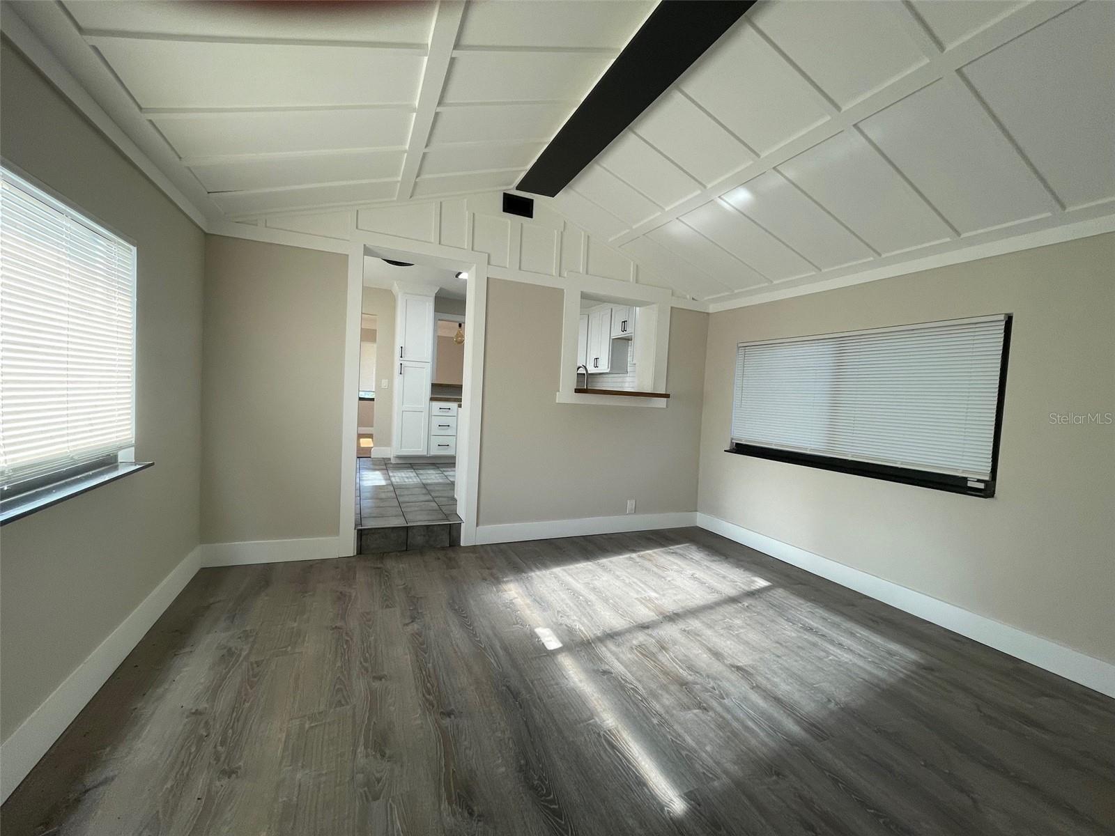 Image 4 of 19 For 3028 9th Avenue N